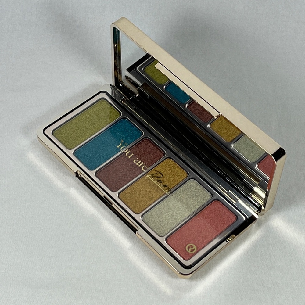 RARE BEAUTY Confident Energy Eyeshadow Palette *LE*
